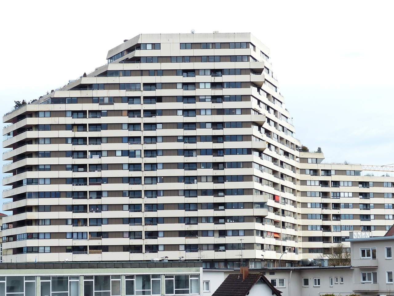 ¿Puedo dividir mi vivienda en una comunidad de propietarios?